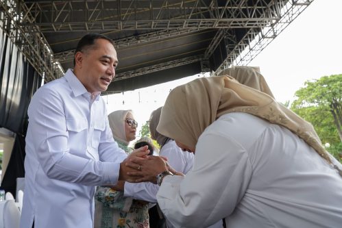 Kuatkan Tali Silaturahmi, Wali Kota Surabaya Ajak Seluruh Jajaran Jaga Lisan dan Bantu Sesama
