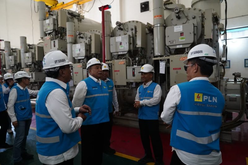 Dewan Komisaris Tinjau GIS Undaan Surabaya, PLN Perkuat Keandalan Listrik