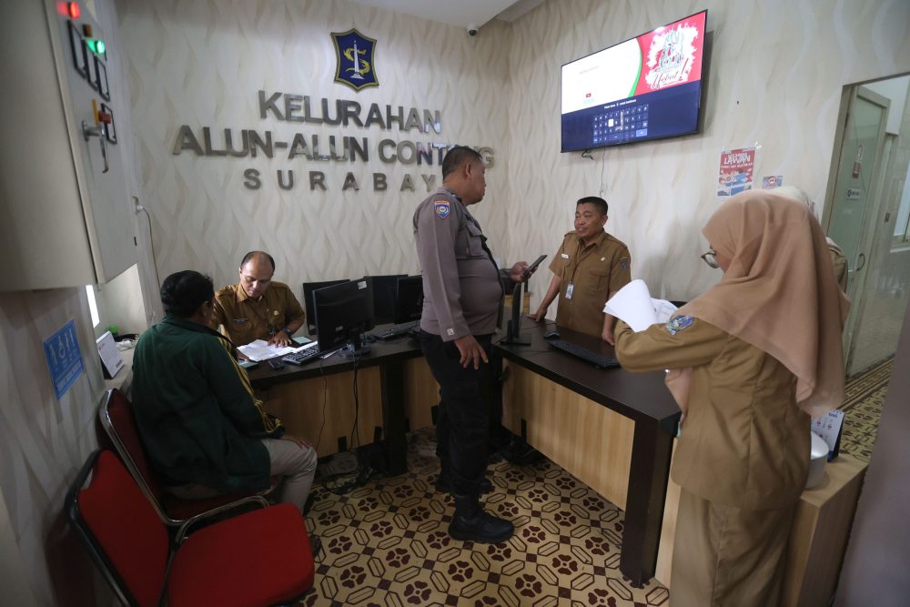 Pemkot Surabaya Gelar Penilaian Mendadak Kantor Layanan, Dorong Lingkungan Kerja ASRI