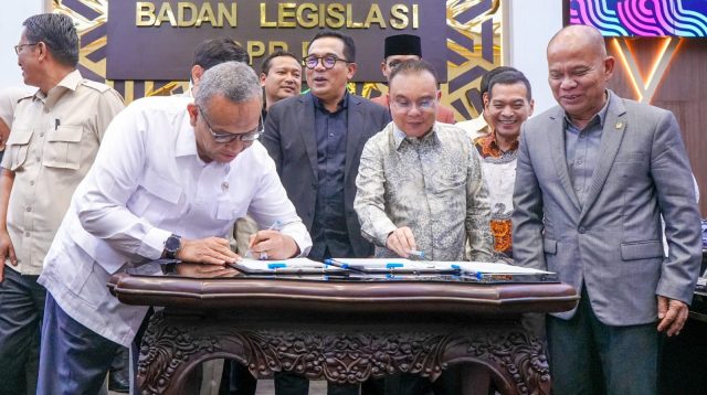 DPR dan Pemerintah Sahkan RUU PPRT, Akhiri Penantian 22 Tahun