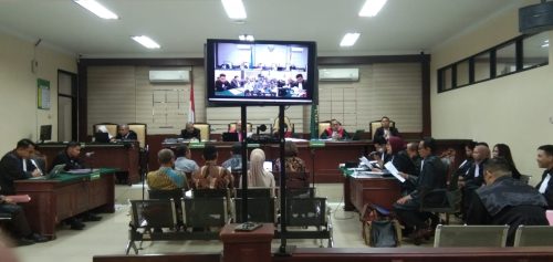 Didakwa Korupsi Rp83 Miliar, 3 Pejabat Pelindo III dan 3 Pejabat APBS Nilai Kasus Perdata, Minta Dibebaskan