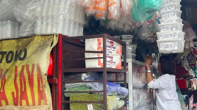 Ritel Tahan Kenaikan Harga Plastik, Hippindo Negosiasi Ketat di Tengah Tekanan Pasokan Global