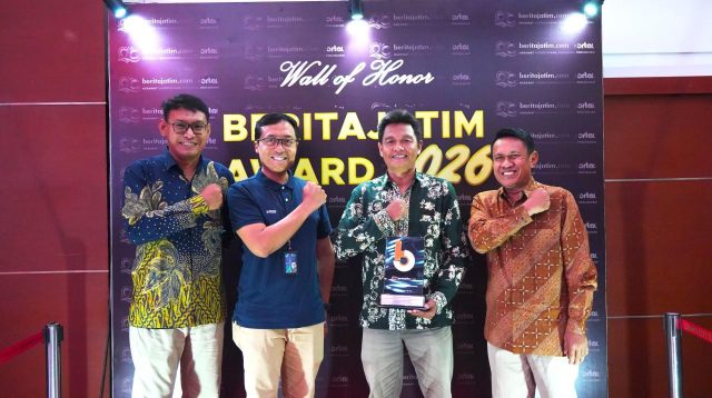 Kampung Hidroponik Antar PT Terminal Teluk Lamong Raih Penghargaan TJSL di HUT ke-20 Beritajatim