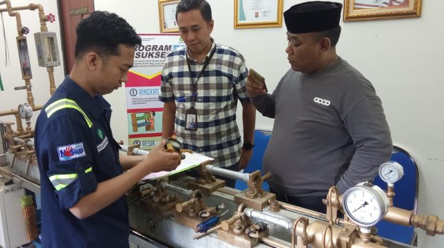 Wujudkan Transparansi Layanan dan Hindari Lonjakan Konsumsi Air, Perumda Air Minum Surya Sembada Ajak Pelanggan Gunakan Aplikasi CIS