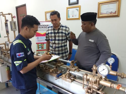 Wujudkan Transparansi Layanan dan Hindari Lonjakan Konsumsi Air, Perumda Air Minum Surya Sembada Ajak Pelanggan Gunakan Aplikasi CIS