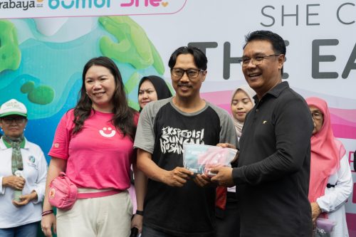 DLH Surabaya dan Ecoton Sinergi Entaskan Kali Tebu dari Sampah Plastik