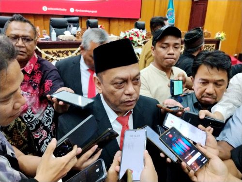 PAW DPRD Surabaya, Anas Karno Resmi Lanjutkan Sisa Jabatan