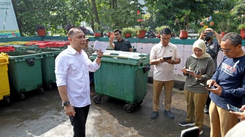 Sistem Pengelolaan Sampah Surabaya Makin Tertata, Wali Kota Eri Minta Tongbin TPS Dihitung Lebih Presisi