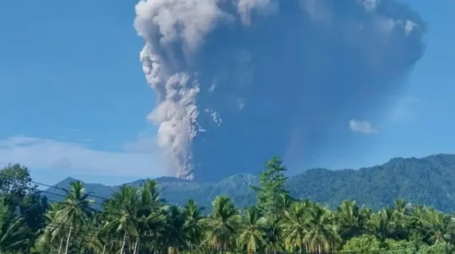 Gunung Dukono Erupsi, 3 Orang Termasuk WNA Meninggal Dunia