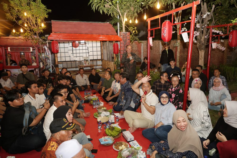 Eri Cahyadi Tegaskan Pembangunan Surabaya Berbasis Gotong Royong di Kampung Jelita Banjarsugihan