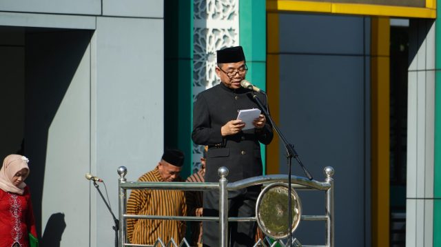 Maknai Hardiknas, Kakanwil Kemenag Jatim: Energi Bersama Lahirkan Generasi Berakhlak
