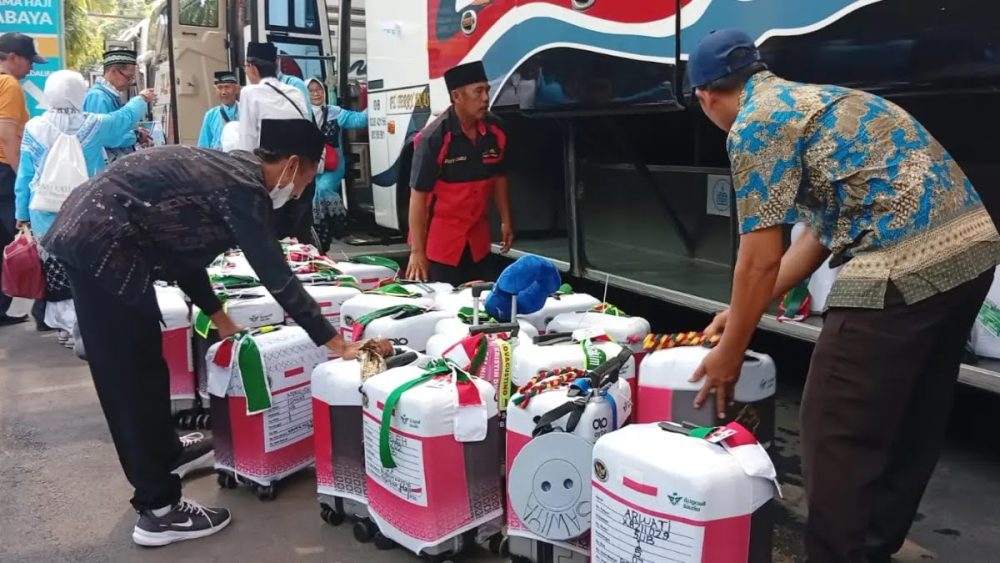 Jelang Akhir Pemberangkatan Haji, Petugas Embarkasi Surabaya Sita Magic Com dan Rokok Berlebih