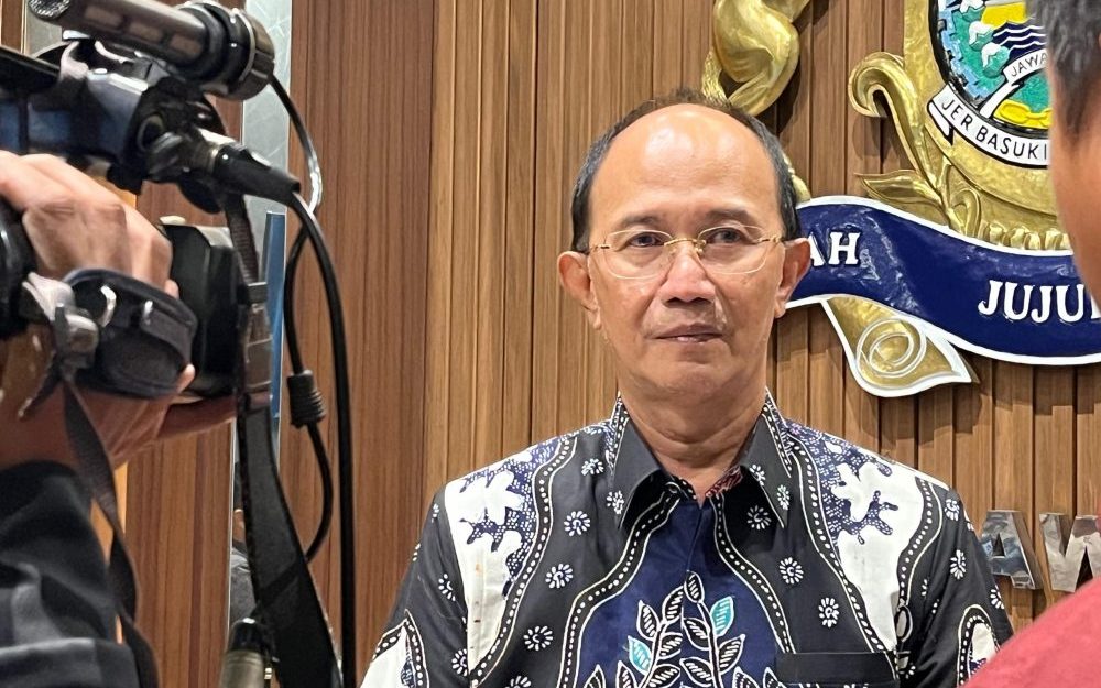 Rupiah Tembus Rp17.646 per Dolar AS, Kadin Jatim Ingatkan Ancaman PHK