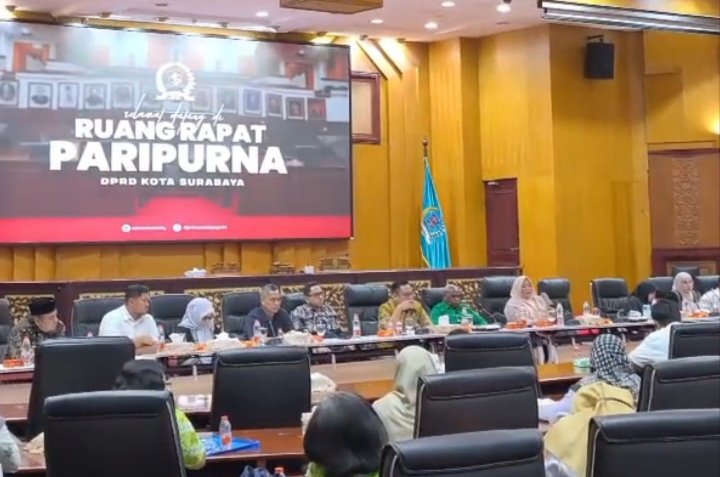 Dinkes Surabaya Temukan Lalat di Dapur SPPG usai 210 Siswa Keracunan MBG