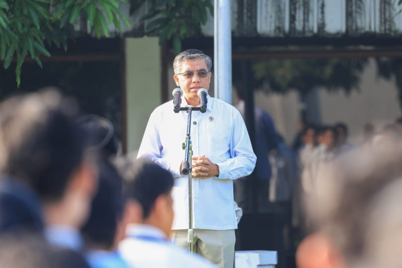 Menaker Ikut Apel Pegawai PT Panasonic Global Hadapi Tantangan Global dan AI, Menaker Yassierli Minta Pekerja Perkuat Semangat Inovasi
