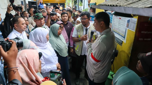 Tinjau Program BSPS di Surabaya, Menteri PKP Apresiasi Sinergi Luar Biasa Pemkot dan Sektor Swasta