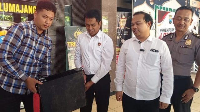 Satreskrim Polres Lumajang Tangkap Pencuri Baterai BTS Indosat, Satu Pelaku Buron