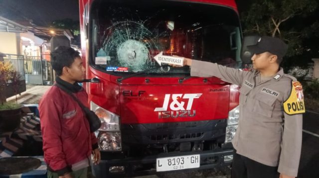 Teror Lempar Batu di Lumajang Kian Meresahkan, Mobil Box J&T Juga Disasar