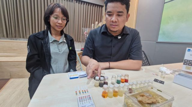 Mudah dan Tanpa PCR, Peneliti ITS Ciptakan Setrip Praktis Pendeteksi Kandungan Minyak Babi