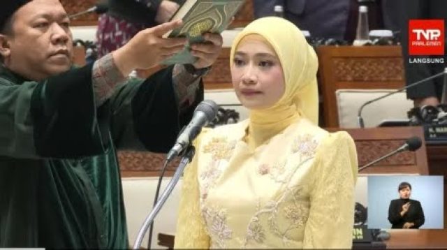 Putri Adies Kadir Resmi Gantikan Sang Ayah di DPR