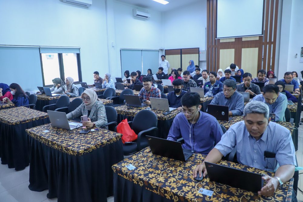 Kemnaker Uji 2.100 Calon Ahli K3 Umum Batch 2, Perkuat Budaya Keselamatan Kerja Nasional