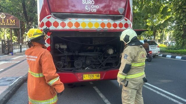 Bukan Terbakar, Suroboyo Bus di Raya Darmo Hanya Mengalami Gangguan Teknis