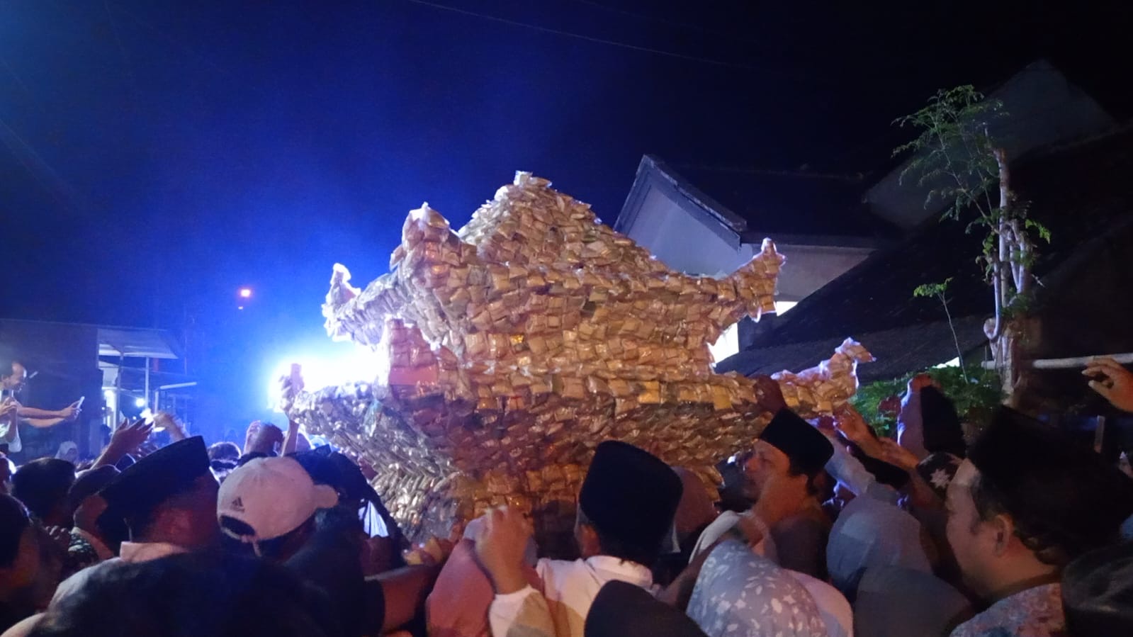 Diserbu Warga, Tempe Wedok Siap Jadi Oleh-Oleh Unggulan Lumajang