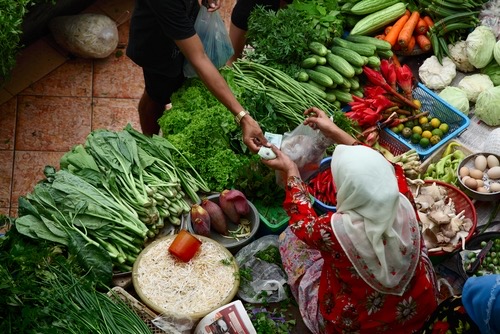 Keyakinan Konsumen Tinggi, Konsumsi di Jatim Tetap Solid