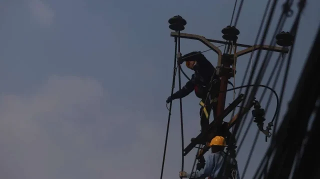 Pemadaman Listrik Bergilir Melanda Pulau Jawa, PLN: Kami Mohon Maaf