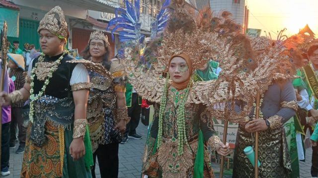 Karnaval 1 Muharram, 5.000 Peserta Suarakan Revolusi Hijau