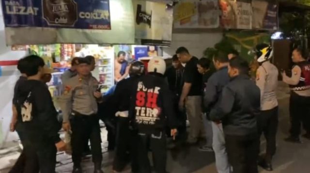 Polrestabes Surabaya Buru Pelaku Bentrok di Kalijudan