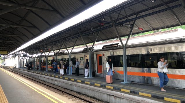 Liburan Iduladha, KAI Daop 8 Surabaya Angkut Hampir 300 Ribu Penumpang, Ini 3 Stasiun Terfavorit
