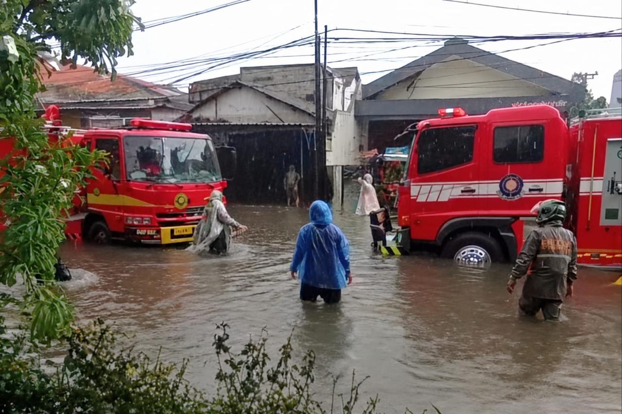 Atasi Genangan Akibat Cuaca Anomali, Pemkot Surabaya Optimalkan Kinerja Rumah Pompa