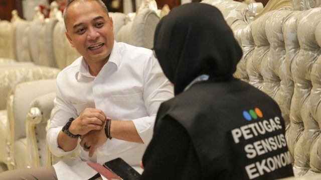 Eri Cahyadi Jadi Responden Sensus Ekonomi 2026, Ajak Warga Surabaya Tak Ragu Didata