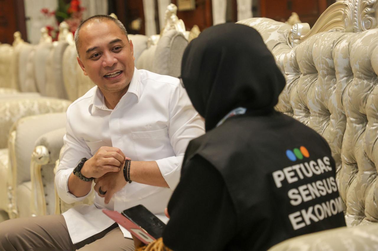 Eri Cahyadi Jadi Responden Sensus Ekonomi 2026, Ajak Warga Surabaya Tak Ragu Didata