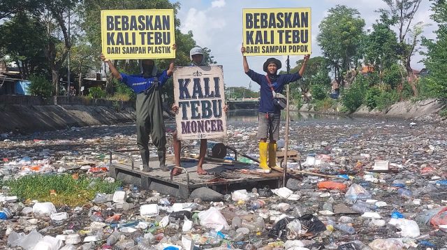 Darurat Kali Tebu: 16 Ton Sampah Diangkat, Mikroplastik Kepung Udara dan Air Tercemar Fosfat