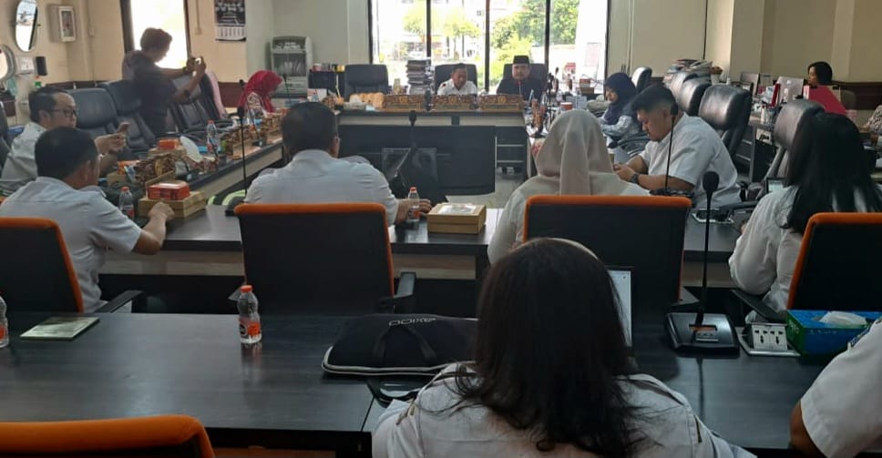 DPRD Surabaya Godok Raperda Jaminan Sosial Ketenagakerjaan, Kepesertaan BPJS Baru 39,81 Persen