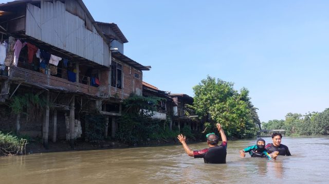 254 Bangunan Liar Kepung Kali Surabaya, Aktivis Sebut Surabaya Bisa Punya Venesia Sendiri