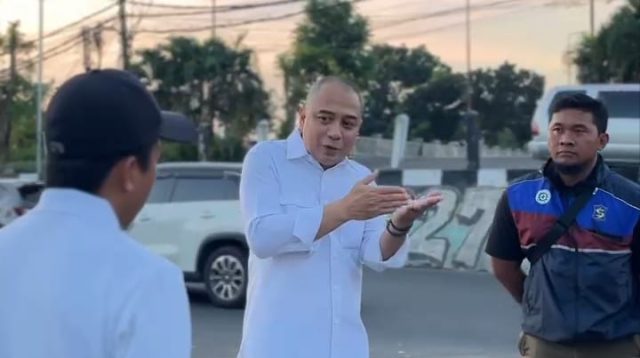 Eri Cahyadi Sidak Proyek Box Culvert Margorejo, Ancam Copot Pejabat Jika Pengamanan Tak Dibenahi