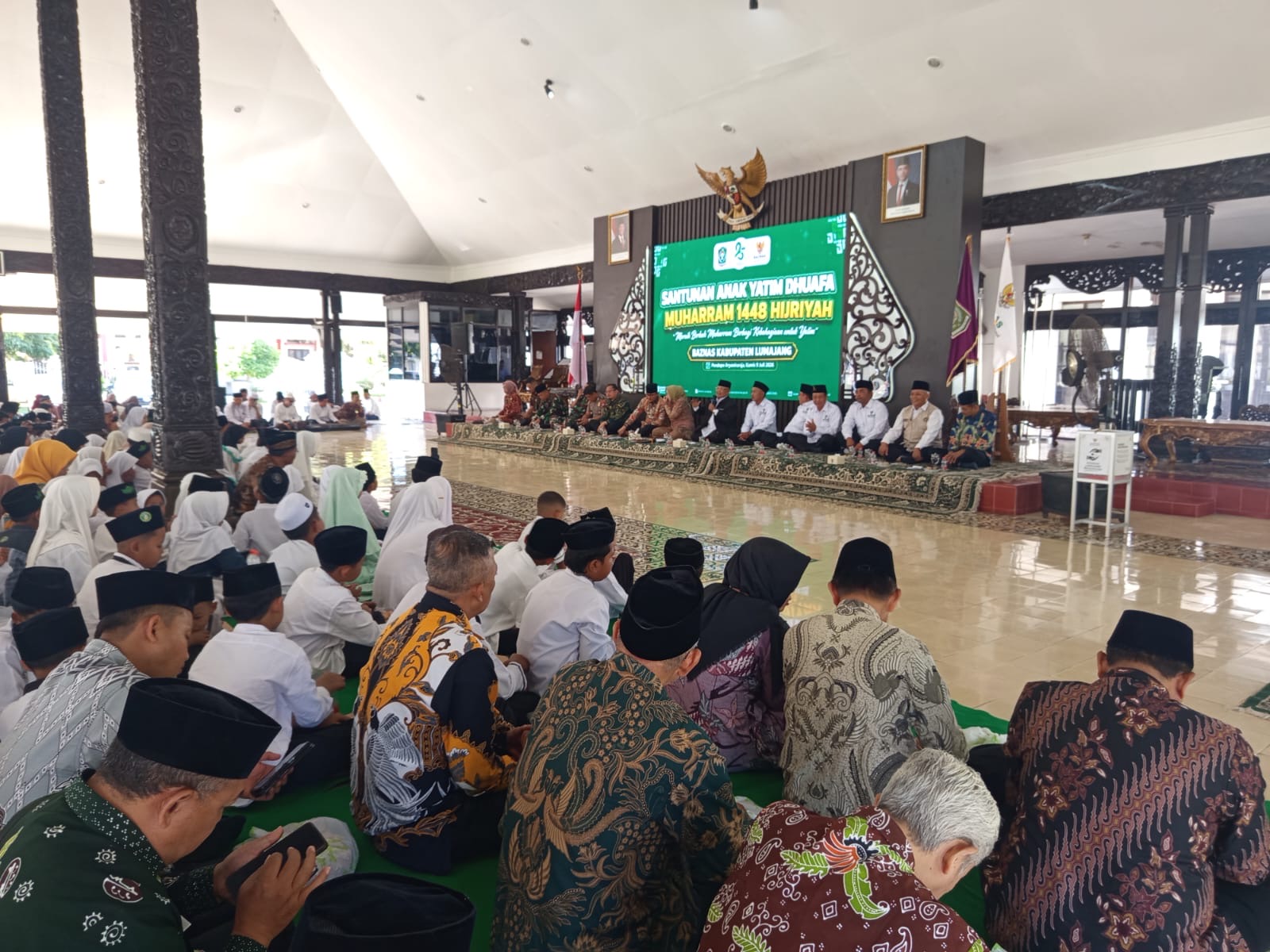 Bupati Lumajang Ajak Warga Perkuat Gerakan Zakat Lewat Santunan 420 Anak Yatim