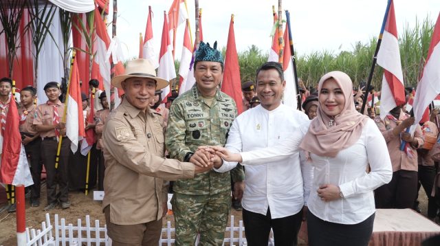 Kawal Ketahanan Pangan, KSAU Turun Gunung Hadiri Panen Tebu SGN di Jember