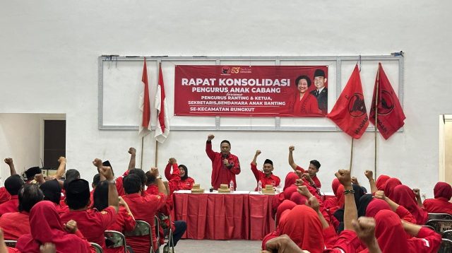 Rapat Konsolidasi Pengurus Anak Cabang (PAC) PDIP Rungkut Dorong Gen Z Masuk Struktur, Lanjutkan Warisan Adi Sutarwijono