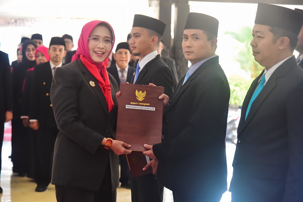 122 ASN Lumajang Dilantik, Bunda Indah: Jaga Amanah dengan Inovasi dan Integritas