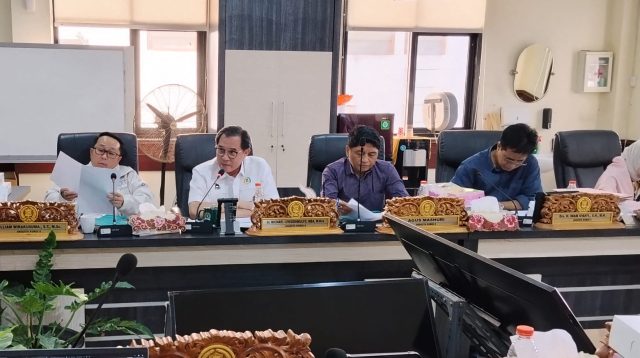 Rapat LPJ Memanas, Komisi D Cecar Manajemen RSUD BDH Soal Data Keuangan dan Kelangkaan Obat