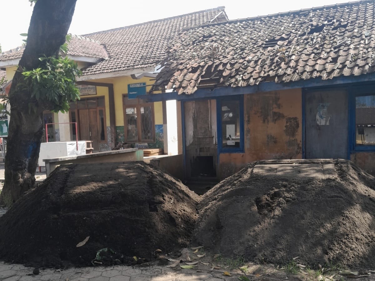 Bantu Pulihkan SDN 1 Kalianget Pascabanjir, Pegadaian Berharap Siswa Nyaman Saat Belajar