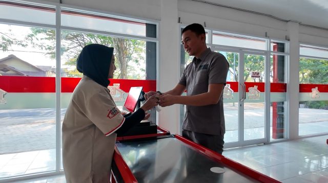 Cetak Transaksi Rp21 Miliar, Emil Dardak: Koperasi Jatim Jangan Puas Diri