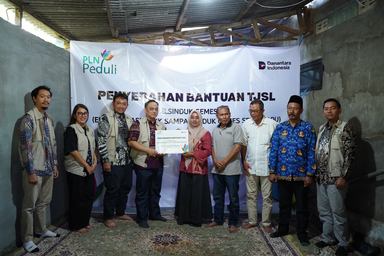 Ubah Sampah Jadi Cuan, PLN UIT JBM Luncurkan Program ELSINDUK GEMES di Gresik