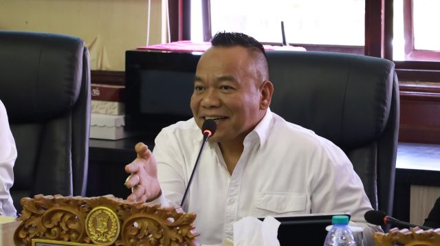 Soroti Aksi Turun Lapangan Eri Cahyadi, DPRD Surabaya: Jaga Etika di Depan Kamera