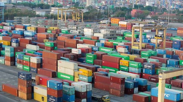 Genjot Modernisasi Pelabuhan, Ekspor Lewat Terminal Petikemas Surabaya Melonjak 10 Persen