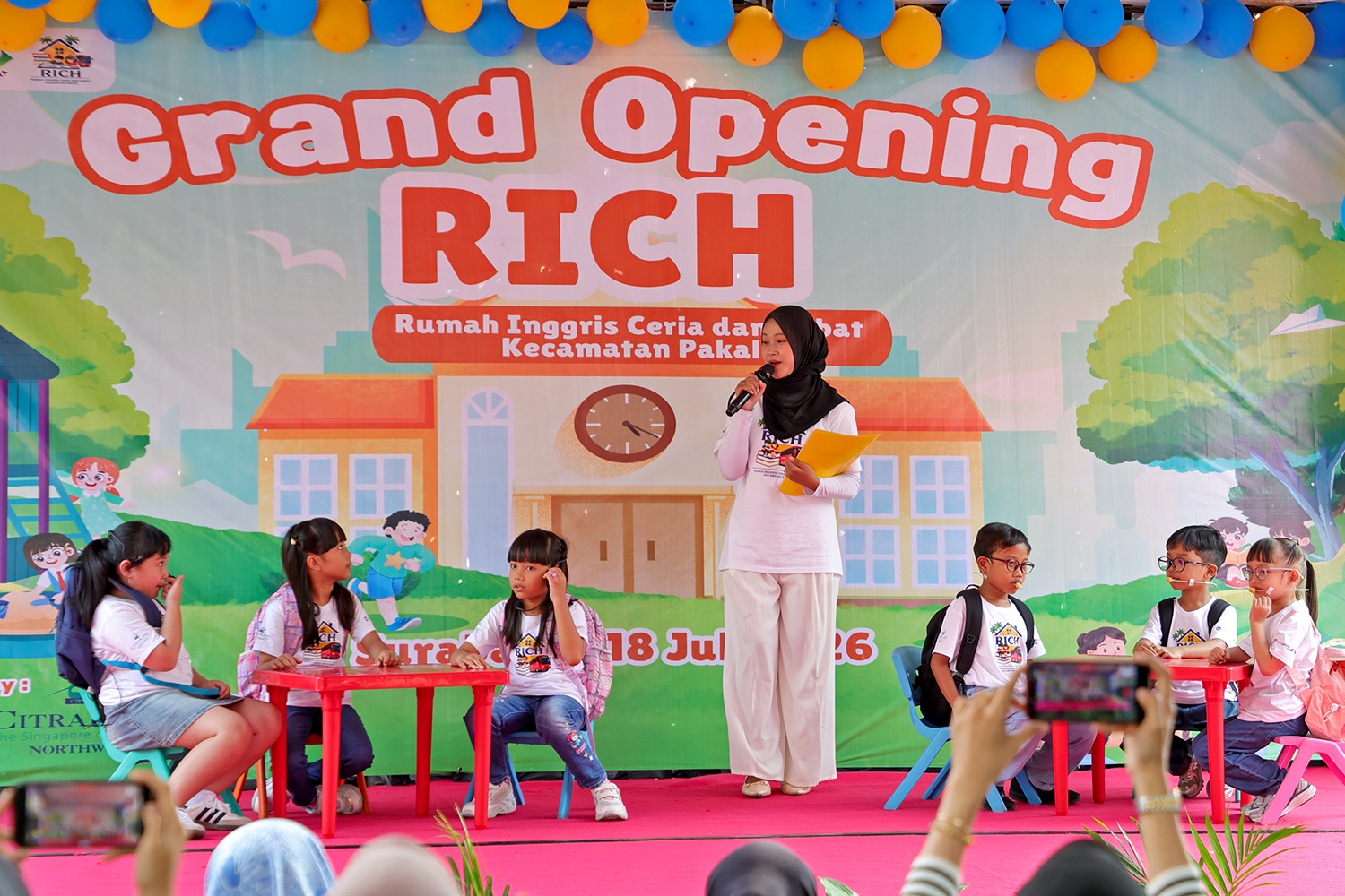 Kursus Privat Mahal, Pemkot Surabaya Luncurkan Program RICH untuk Belajar Bahasa Inggris Gratis